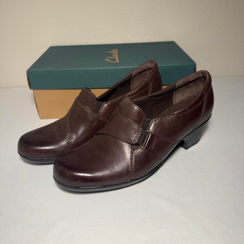 Clarks Brown Leather Slip On Loafers. Like new! Box included